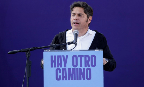 En un lodazal político y literal, Kicillof lanzó su movimiento para disputarle el liderazgo a La Cámpora