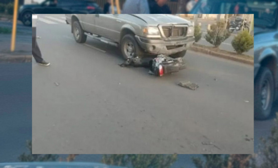 San Nicolás: murió un joven de 23 años tras chocar con su moto contra una camioneta en un cruce clave