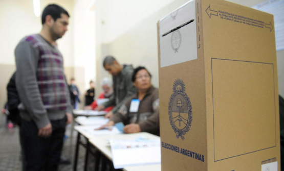 Elecciones en Buenos Aires: intendentes podrían ir de testimoniales, se negocian colectoras y boletas en blanco y negro
