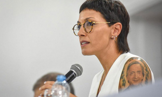 Mayra Mendoza reveló que Cristina Kirchner no podrá saludar a la militancia desde su balcón por orden judicial