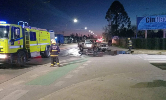 Tragedia en la Ruta 188: un motociclista murió tras impactar contra una camioneta en San Nicolás