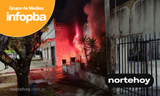 Incendio devastador en Ramallo: vivienda destruida y bomberos controlan las llamas tras más de una hora de trabajo